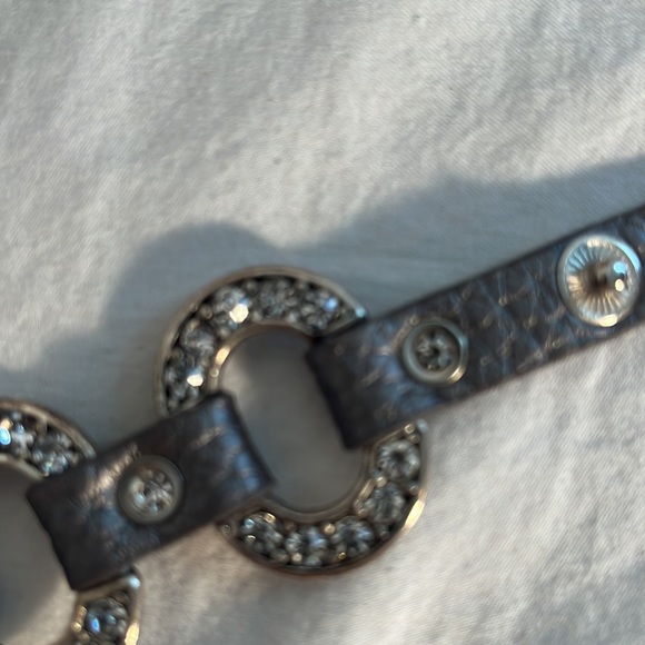 Gaunt Tong Leather and metal with sparkling crystals GUC - Picture 3 of 10